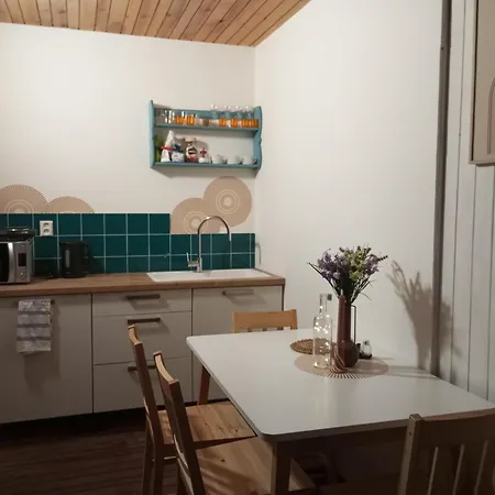 Romanticka Chata Pre Hosti S Ohniskom *